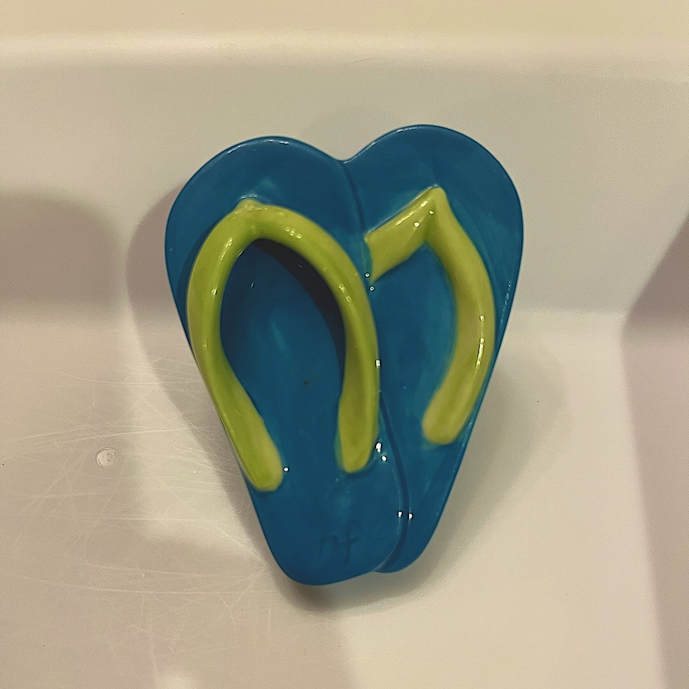 Nora Fleming flip flop mini charm